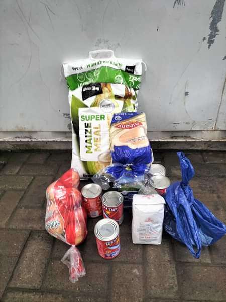 A food hamper